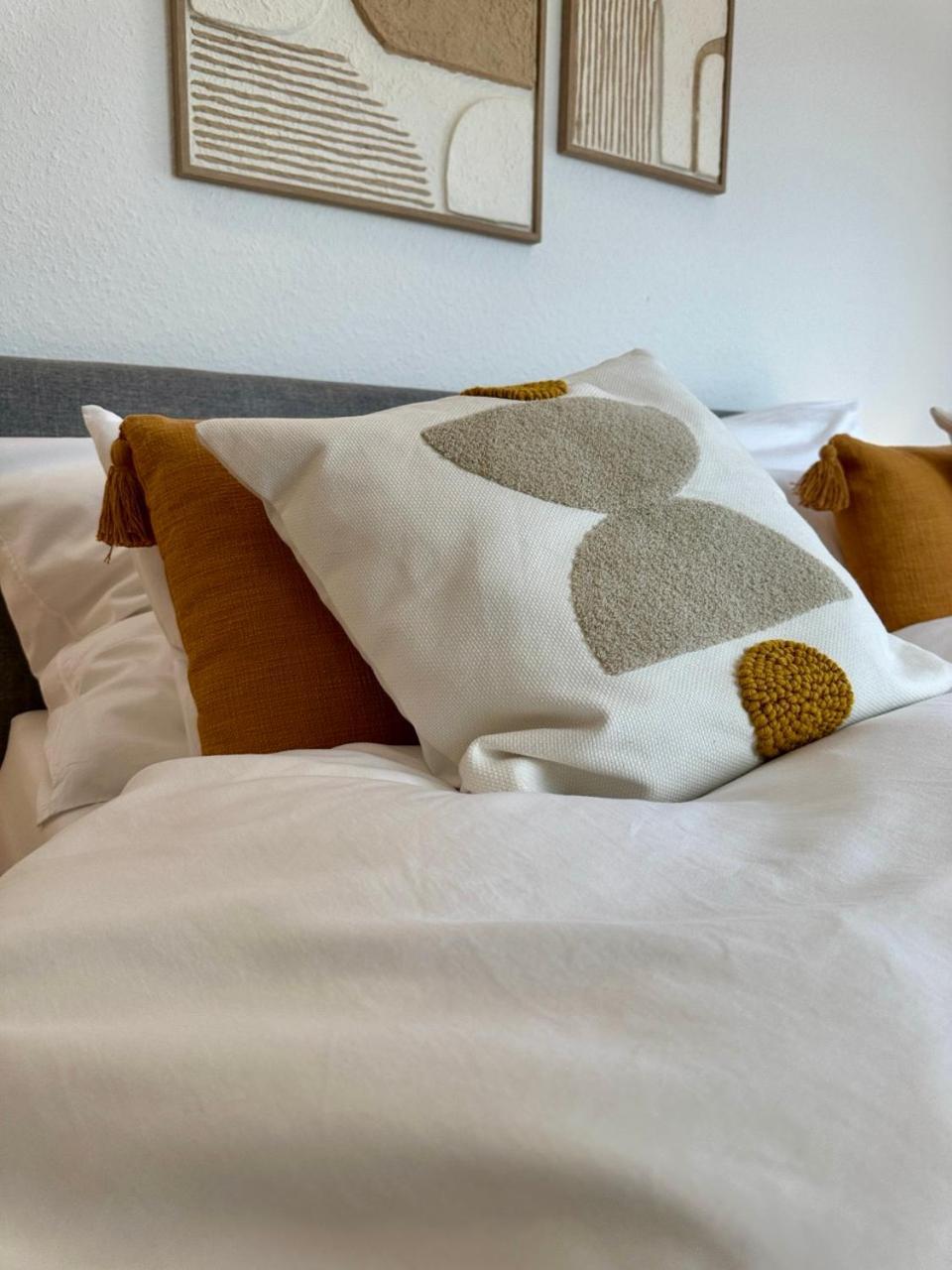 Guestroom Meerbusch Buitenkant foto